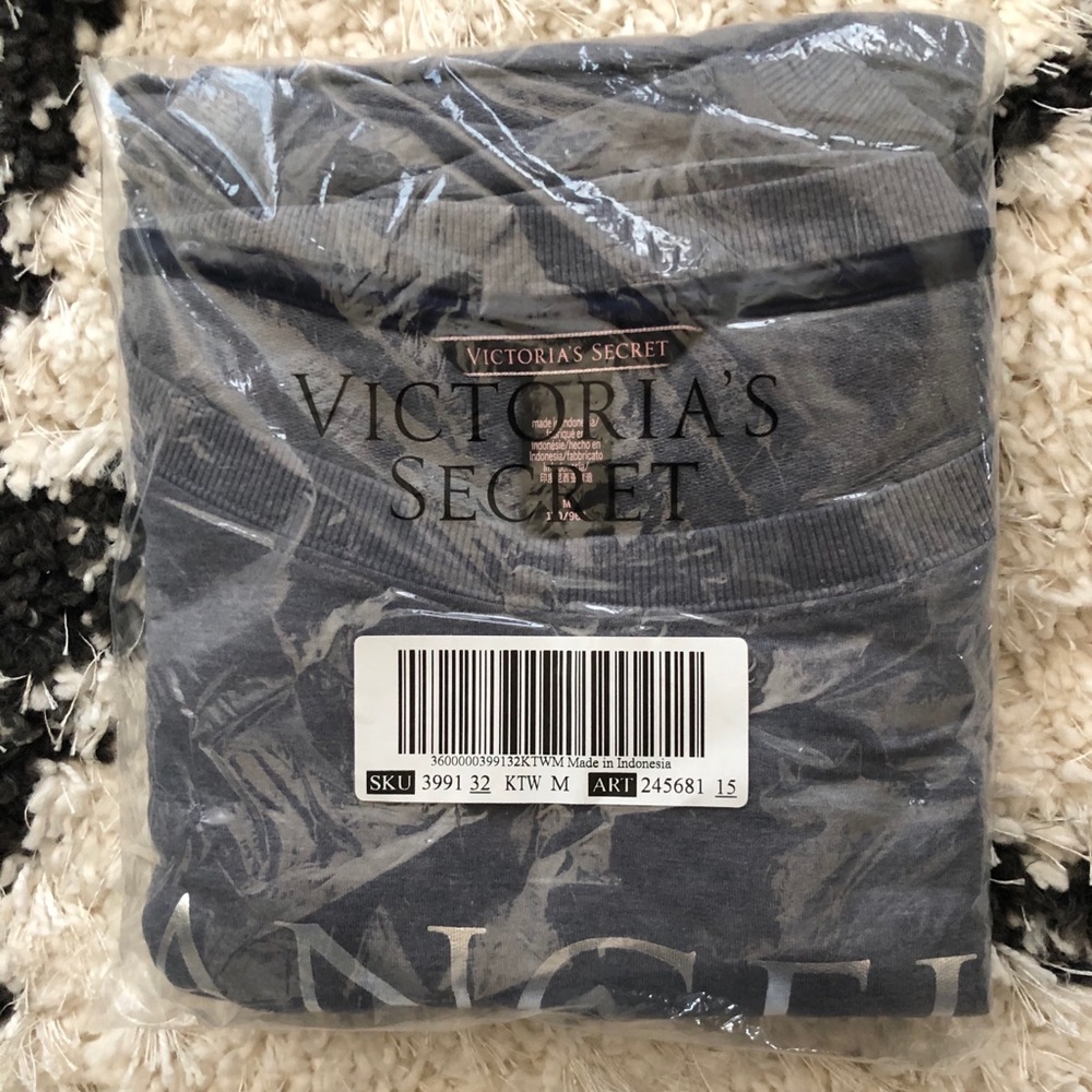 Victoria’s Secret High-low Terry Pullover